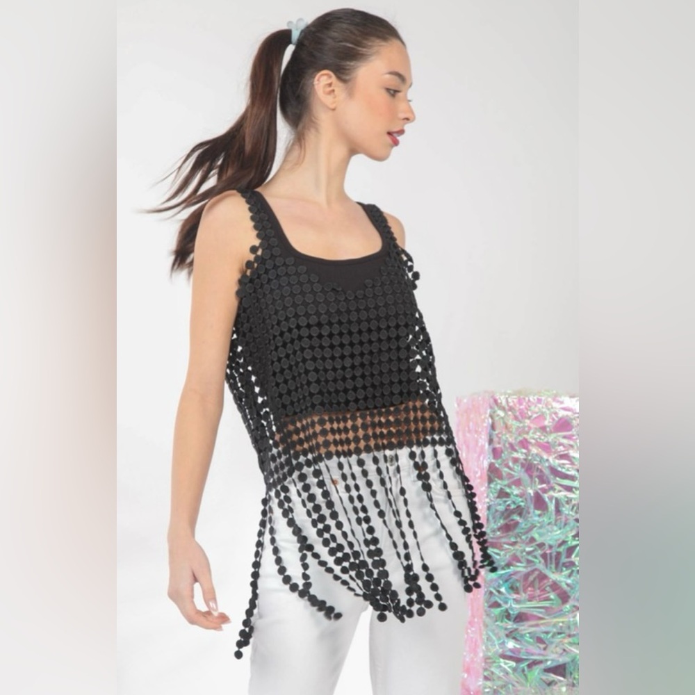 Beach ready crochet tank top 😍 - Picture 2 of 14